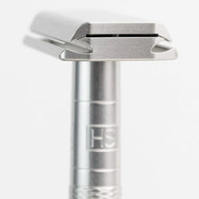 Load image into Gallery viewer, HENSON SHAVING AL13 DE SAFETY RAZOR AIRCRAFT ALUMINUM
